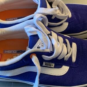 Vans Low-Top Pop Cush Sneakers in Blue & White